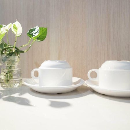 カントリー イン クライ エクステリア 写真